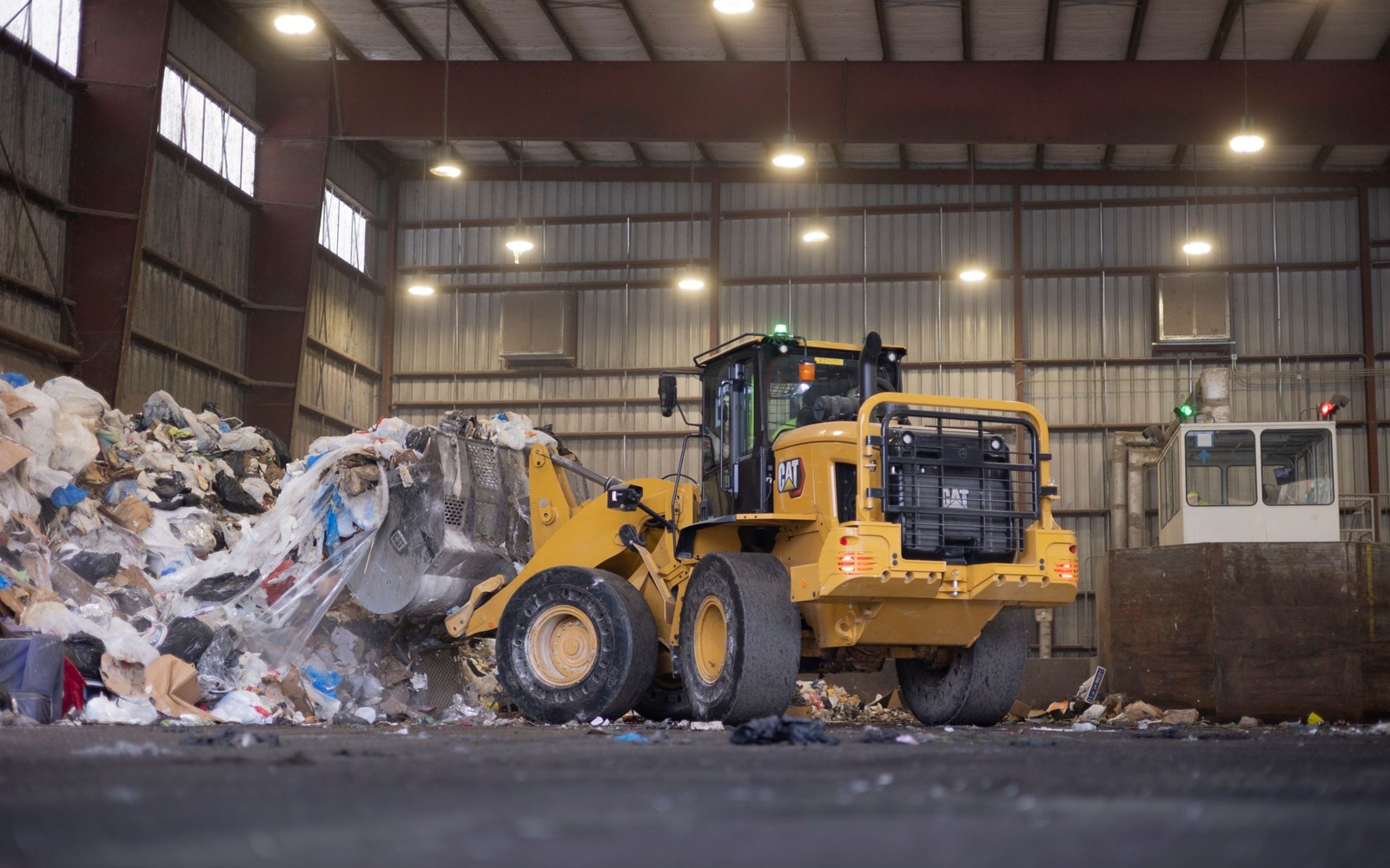 Caterpillar 992 Wheel Loader Financing